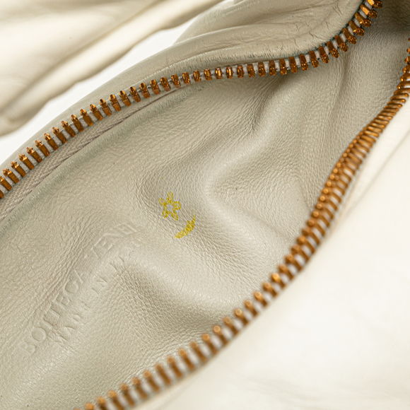 Pre-Loved Bottega Veneta Mini Nappa Puffy Jodie - Picture 9 of 11